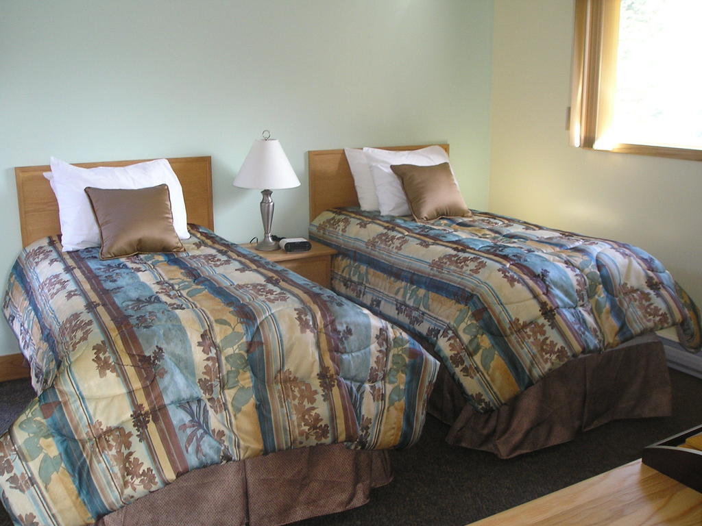 Fairmont Villas Mountainside Fairmont Hot Springs Room photo